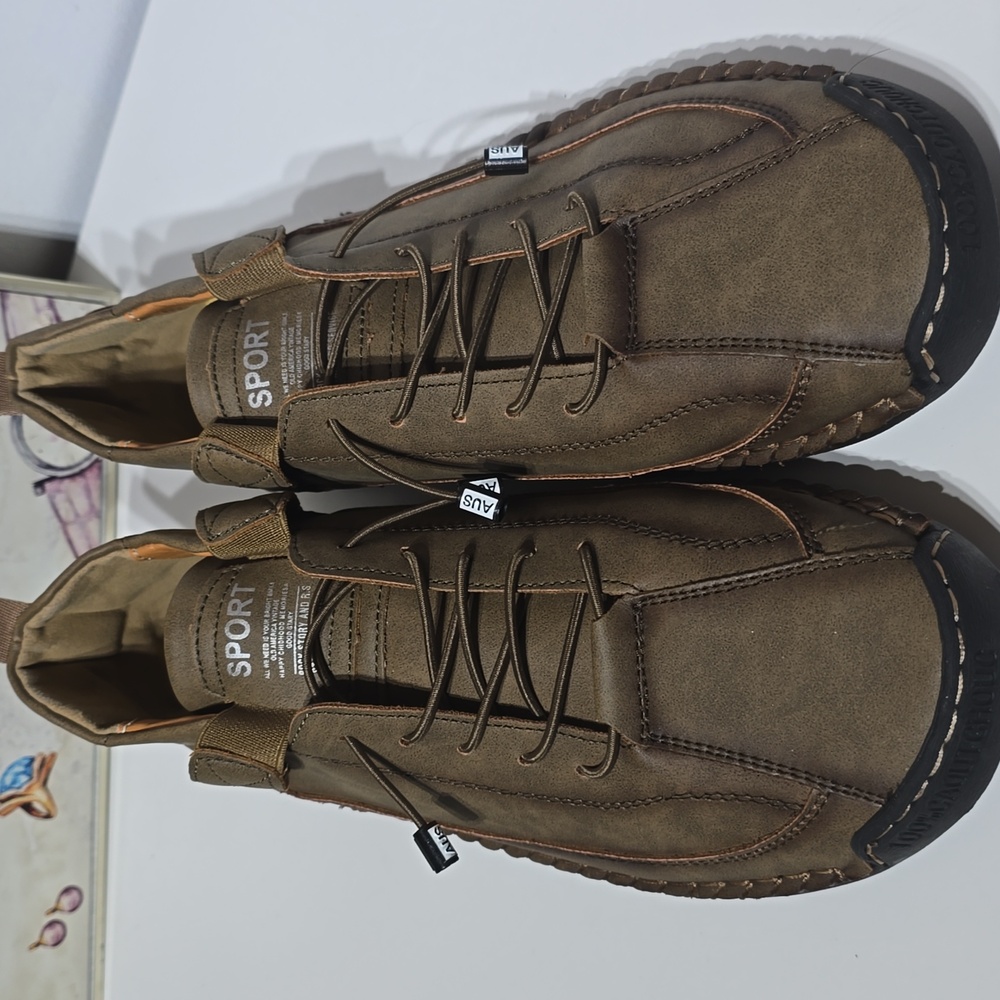 Mens Genuine Leather Moccasin Loafer Brown Sneaker Shoes Size 9.5 New